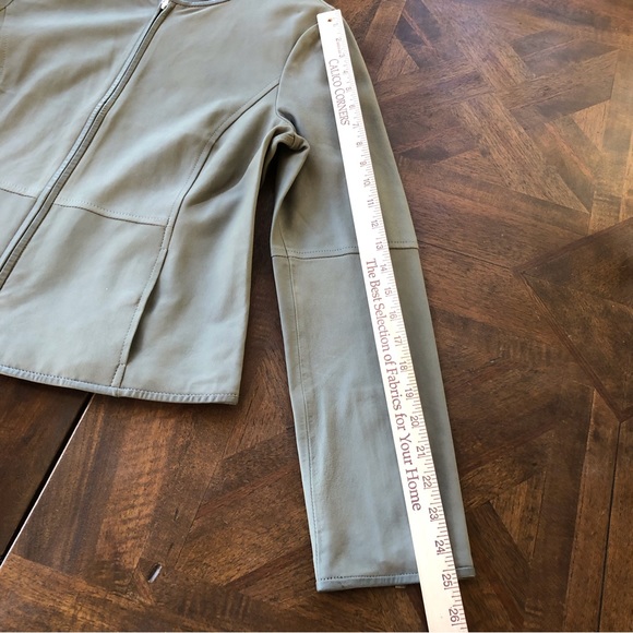 Worth Green Light Weight Leather Zip Jacket New Size 10 - Picture 16 of 16